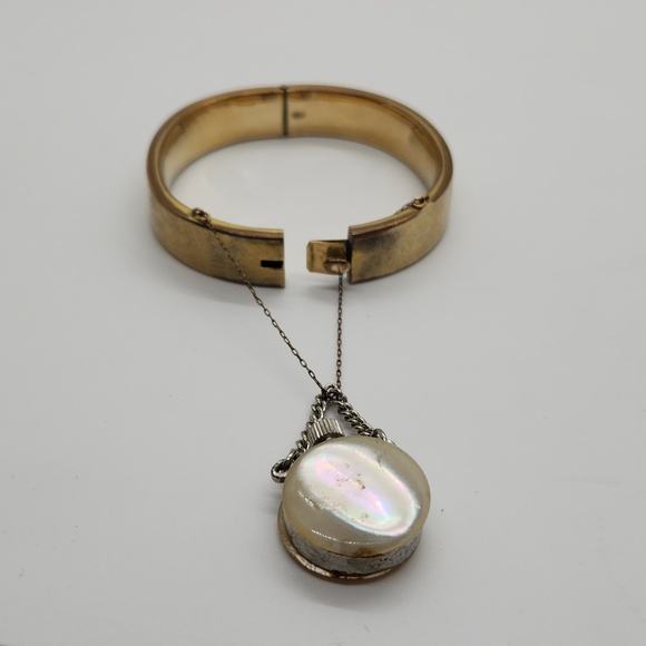 Victorian Ballou Bangle - Picture 3 of 8